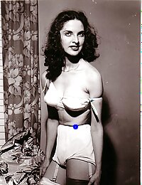 Black and White Retro Erotic Photos Gallery #94