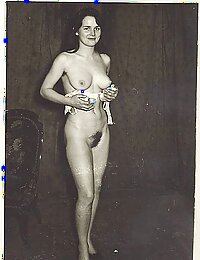 Black and White Retro Erotic Photos Gallery #97