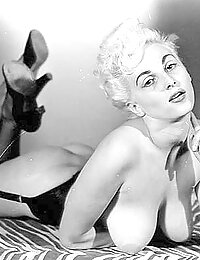 Black and White Retro Erotic Photos Gallery #116