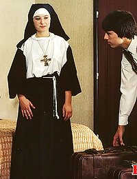 Retro nuns pleasing the hotel manager his big stiffy cock
